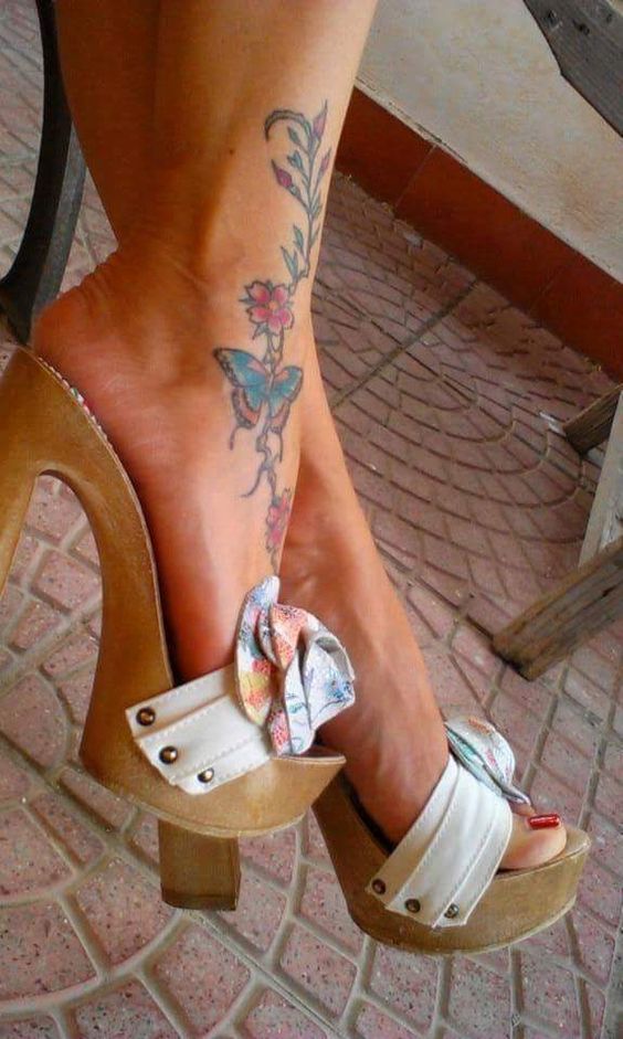 tatuaggio caviglia